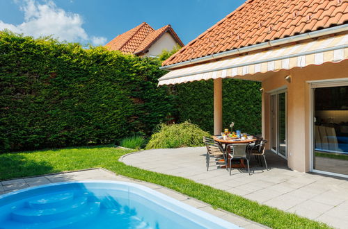 Photo 38 - Maison de 4 chambres à Siófok avec piscine privée et jardin