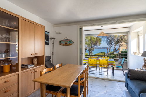 Foto 4 - Apartamento de 2 quartos em Le Lavandou com jardim e vistas do mar