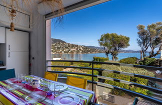 Foto 1 - Apartment mit 2 Schlafzimmern in Le Lavandou mit garten und blick aufs meer