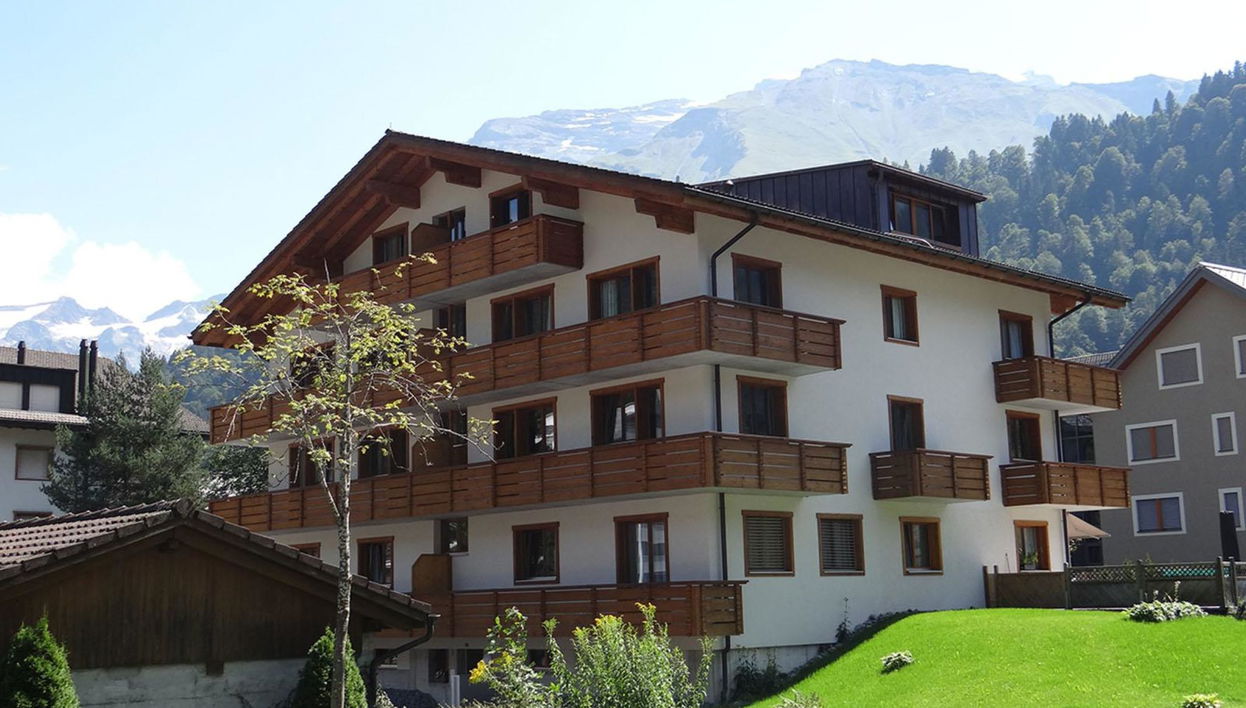 Apartamento de 3 quartos em Engelberg - Foto 1