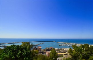Foto 1 - Apartamento de 1 quarto em Itália com vistas do mar