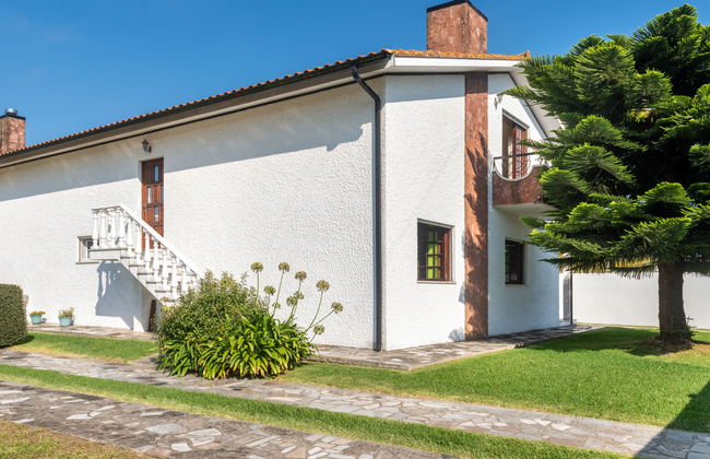 Casa de 5 quartos em Esposende com jardim e terraço - Foto 1
