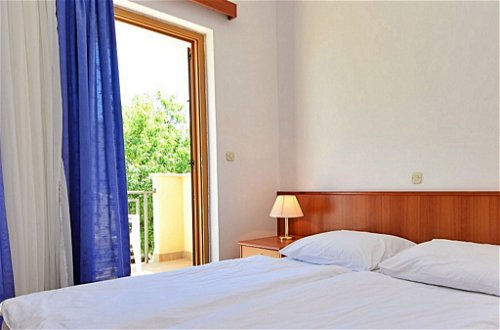 Foto 16 - Apartment mit 1 Schlafzimmer in Orebić mit schwimmbad und blick aufs meer