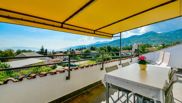 Apartamento de 3 quartos em Matulji com piscina e jardim - Foto 2