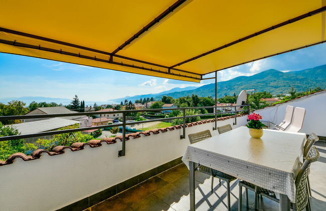 Apartamento de 3 quartos em Matulji com piscina e jardim - Foto 2