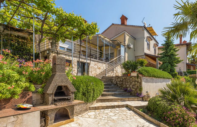 Casa de 2 quartos em Matulji com piscina e jardim - Foto 17