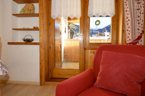 Foto 7 - Apartamento de 3 quartos em San Giovanni di Fassa-Sèn Jan com vista para a montanha