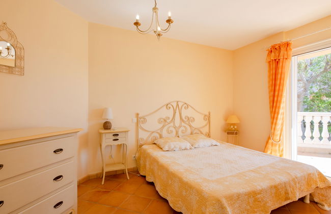 Haus mit 5 Schlafzimmern in Sainte-Maxime mit privater pool und garten - Foto 9