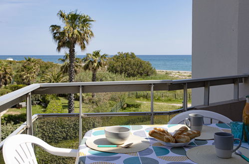 Foto 3 - Apartamento de 1 habitación en Saint-Cyprien con piscina y vistas al mar