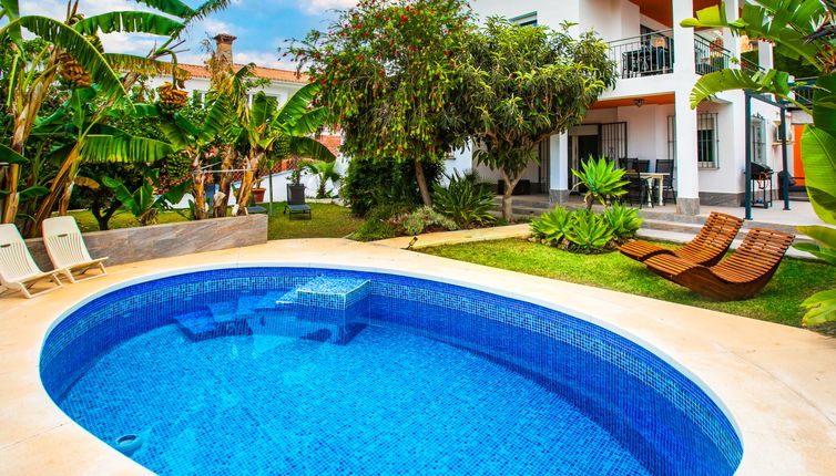 Foto 1 - Haus mit 4 Schlafzimmern in Vélez-Málaga mit privater pool und garten