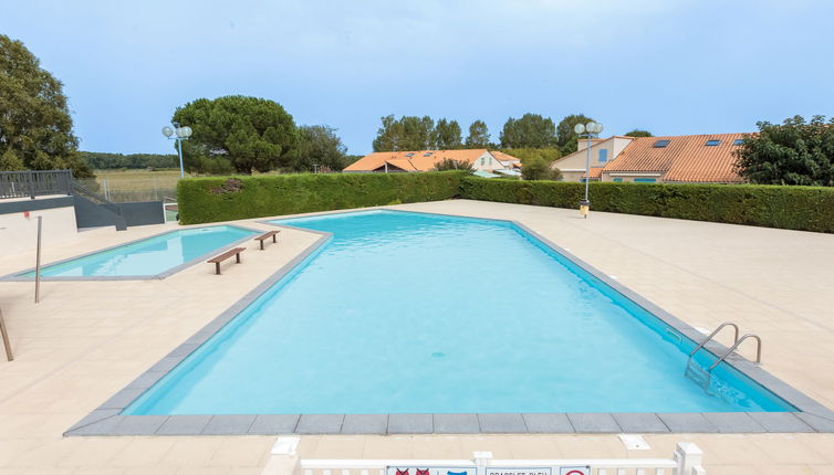 Photo 1 - 1 bedroom House in Les Mathes with swimming pool and sea view