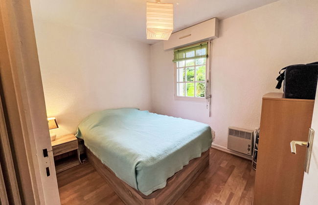2 bedroom Apartment in Villers-sur-Mer with swimming pool - Photo 3