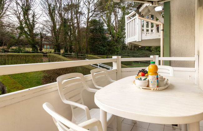 2 bedroom Apartment in Villers-sur-Mer with swimming pool - Photo 5
