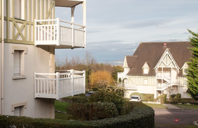 2 bedroom Apartment in Villers-sur-Mer with swimming pool - Photo 13