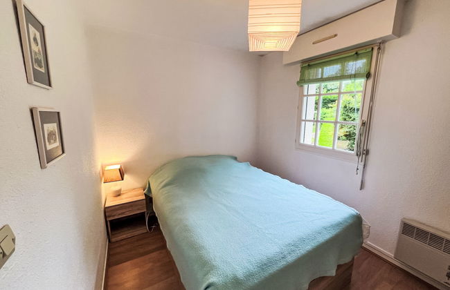2 bedroom Apartment in Villers-sur-Mer with swimming pool - Photo 7