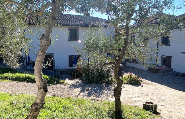 Apartamento de 2 quartos em Pelago com piscina e jardim - Foto 37