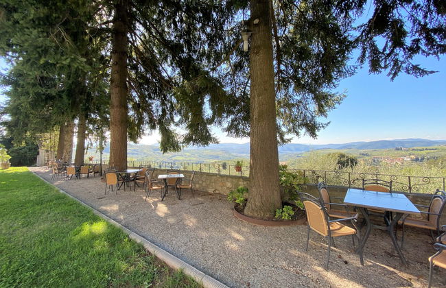 Apartamento de 2 quartos em Pelago com piscina e jardim - Foto 7