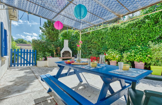 Casa de 2 quartos em Jau-Dignac-et-Loirac com jardim e terraço - Foto 15