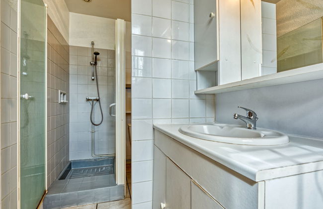 Casa de 2 quartos em Jau-Dignac-et-Loirac com jardim e terraço - Foto 11