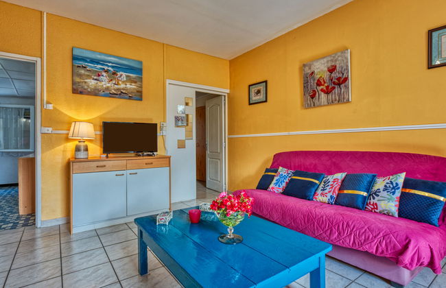 Casa de 2 quartos em Jau-Dignac-et-Loirac com jardim e terraço - Foto 6