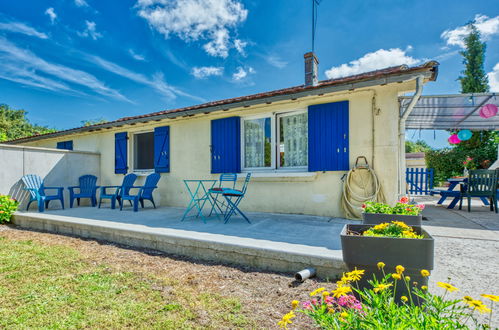 Foto 18 - Casa con 2 camere da letto a Jau-Dignac-et-Loirac con giardino e terrazza