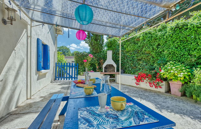 Casa de 2 quartos em Jau-Dignac-et-Loirac com jardim e terraço - Foto 2