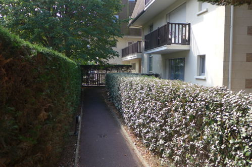 Foto 17 - Apartamento de 1 habitación en Cabourg con jardín y terraza