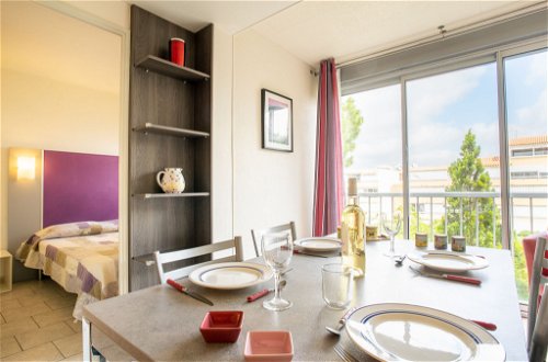 Foto 6 - Apartamento de 1 quarto em Le Grau-du-Roi com piscina e vistas do mar