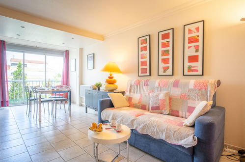 Photo 1 - 1 bedroom Apartment in Le Grau-du-Roi with swimming pool