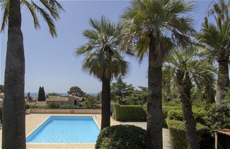 Foto 1 - Apartamento de 1 quarto em La Ciotat com piscina e vistas do mar