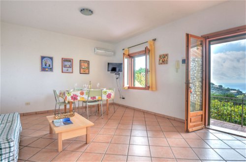 Foto 8 - Apartamento de 1 habitación en Capoliveri con terraza y vistas al mar