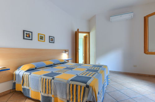 Photo 15 - 1 bedroom Apartment in Capoliveri with garden and terrace