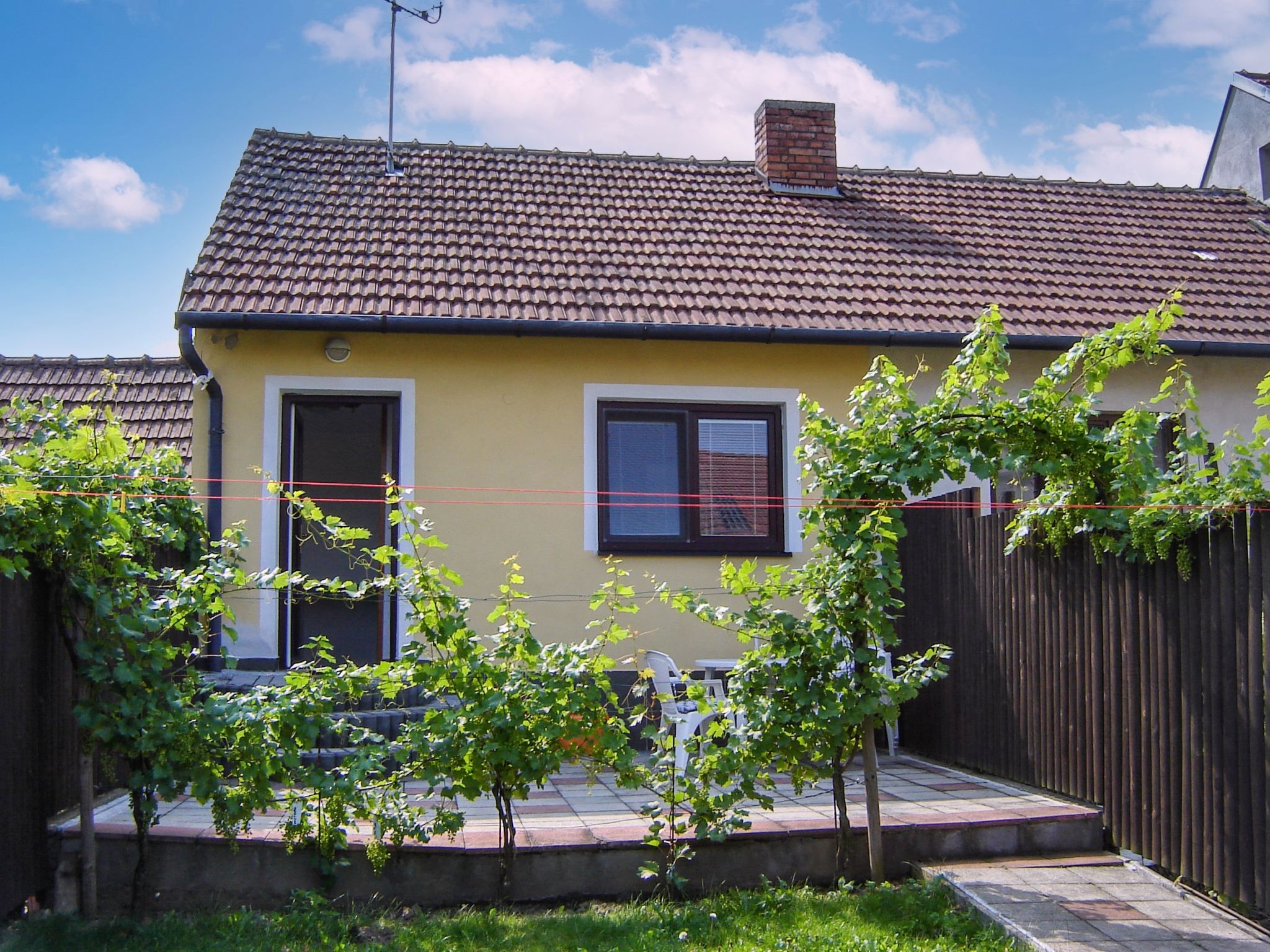 Foto 5 - Haus mit 1 Schlafzimmer in Dolní Bojanovice mit garten und terrasse