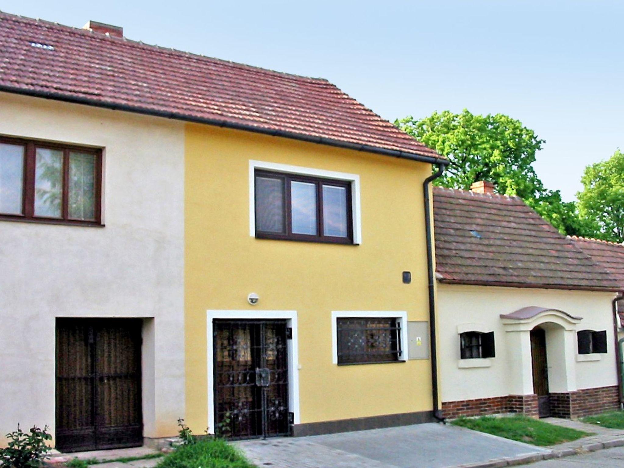 Photo 6 - Maison de 1 chambre à Dolní Bojanovice avec jardin et terrasse