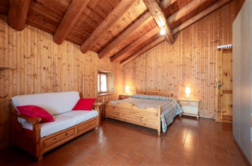 Foto 12 - Appartamento con 1 camera da letto a Sarre con giardino e vista sulle montagne