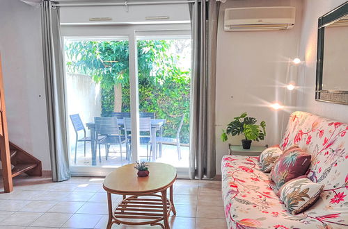 Photo 4 - 2 bedroom House in Agde with swimming pool and garden