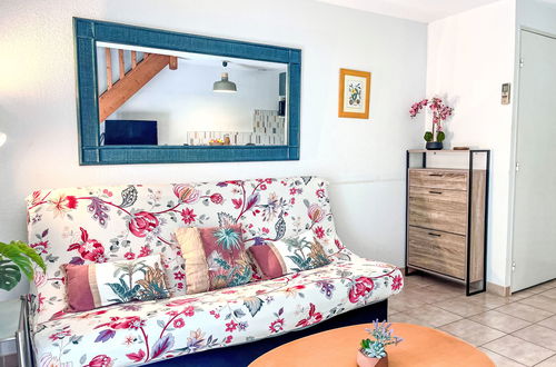 Photo 7 - 2 bedroom House in Agde with swimming pool and garden