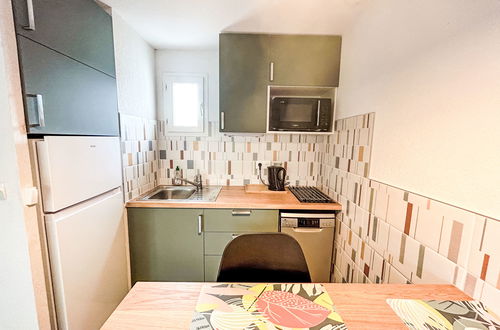 Photo 9 - 2 bedroom House in Agde with swimming pool and garden