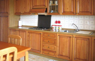 Photo 3 - 2 bedroom Apartment in Lazise with garden and mountain view