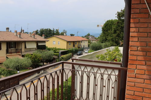 Photo 2 - Appartement de 2 chambres à Lazise avec jardin