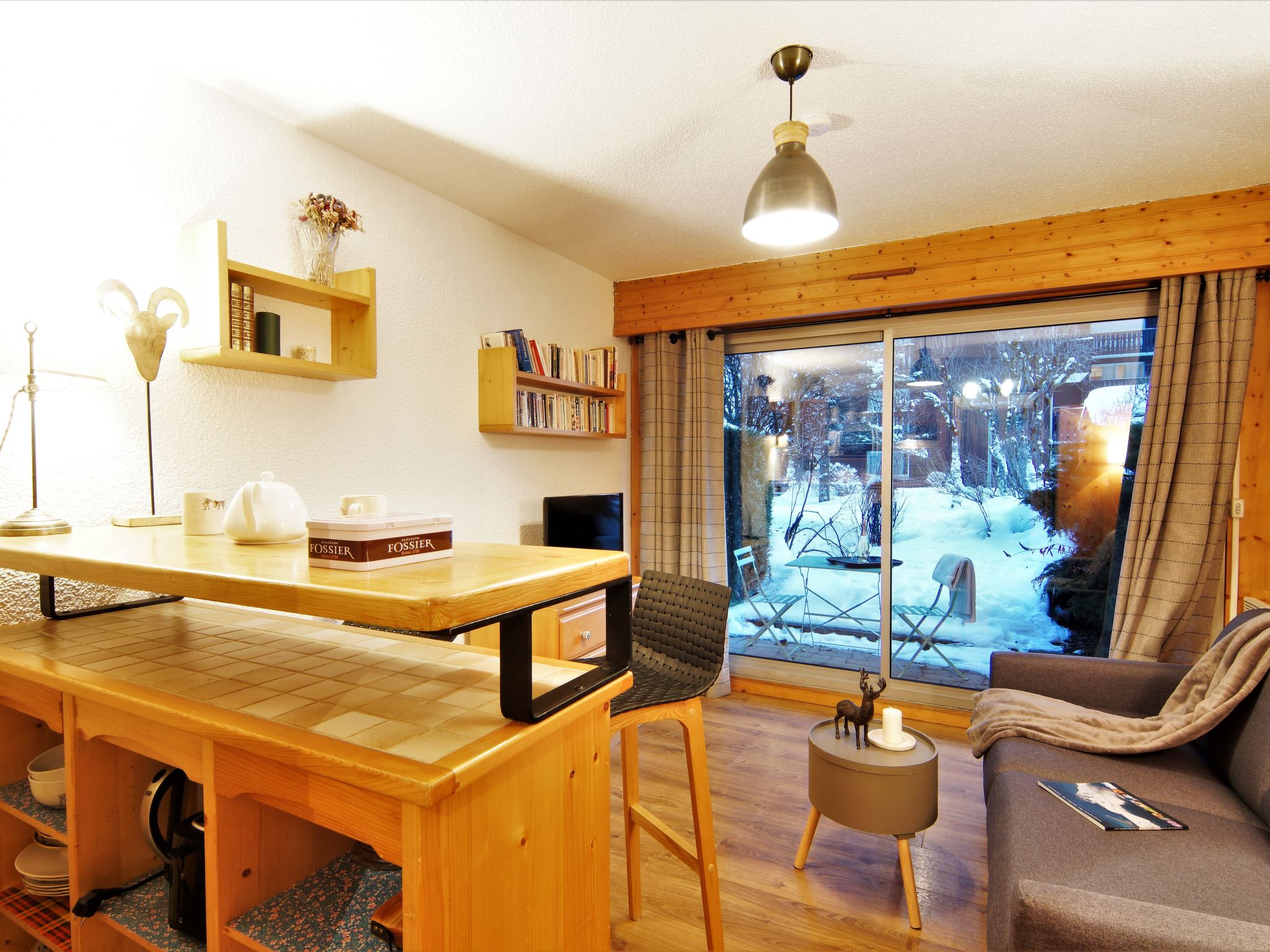 Photo 3 - Apartment in Chamonix-Mont-Blanc with garden and mountain view