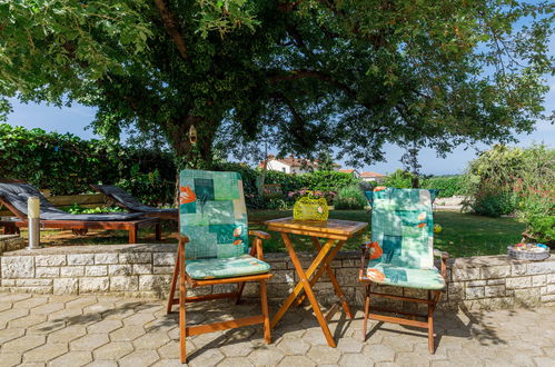 Photo 16 - Appartement de 1 chambre à Poreč avec jardin et vues à la mer