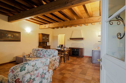 Photo 5 - 1 bedroom Apartment in Desenzano del Garda with swimming pool and garden