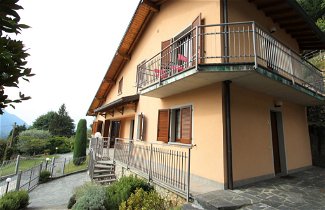 Foto 1 - Apartamento de 1 habitación en Brezzo di Bedero con vistas a la montaña