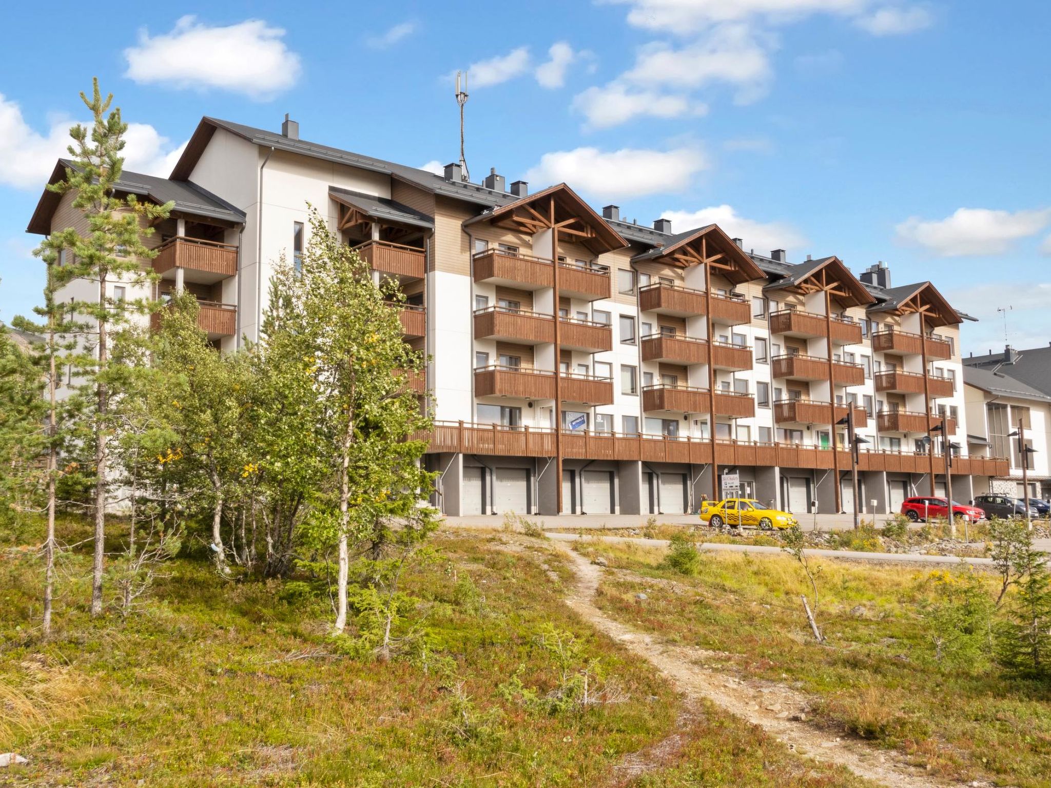 Foto 5 - Haus mit 1 Schlafzimmer in Kolari mit sauna und blick auf die berge