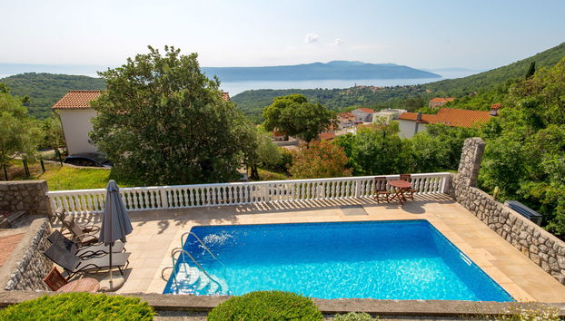 4 bedroom House in Mošćenička Draga with swimming pool and garden - Photo 3