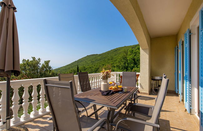 Casa de 4 quartos em Mošćenička Draga com piscina e jardim - Foto 12