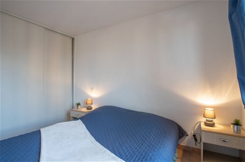 Photo 11 - Appartement de 1 chambre à Fréjus avec terrasse et vues à la mer
