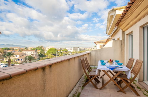 Photo 15 - Appartement de 1 chambre à Fréjus avec terrasse et vues à la mer