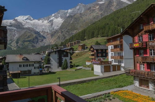 Foto 13 - Appartamento con 4 camere da letto a Saas-Fee